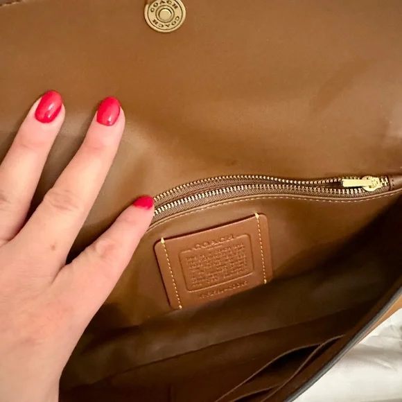 Coach Brook Bag in Warm Brown Suede - Picture 5 of 6